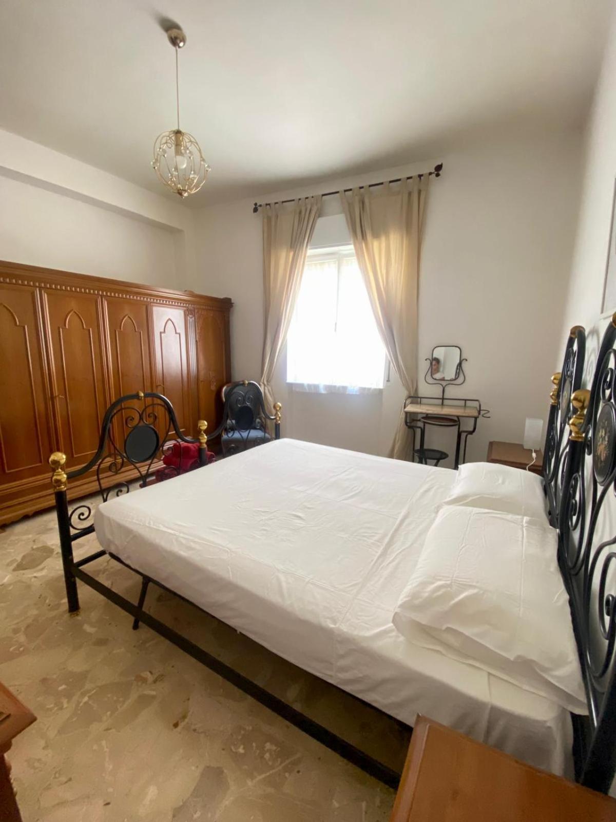 シラクーサAmita Houseアパートメント エクステリア 写真